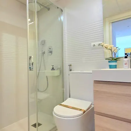 Apartamento La Nogalera Vistas Modern 3bed 2 Bath With Seaviews And Private Parking By Namaste Elite Torremolinos